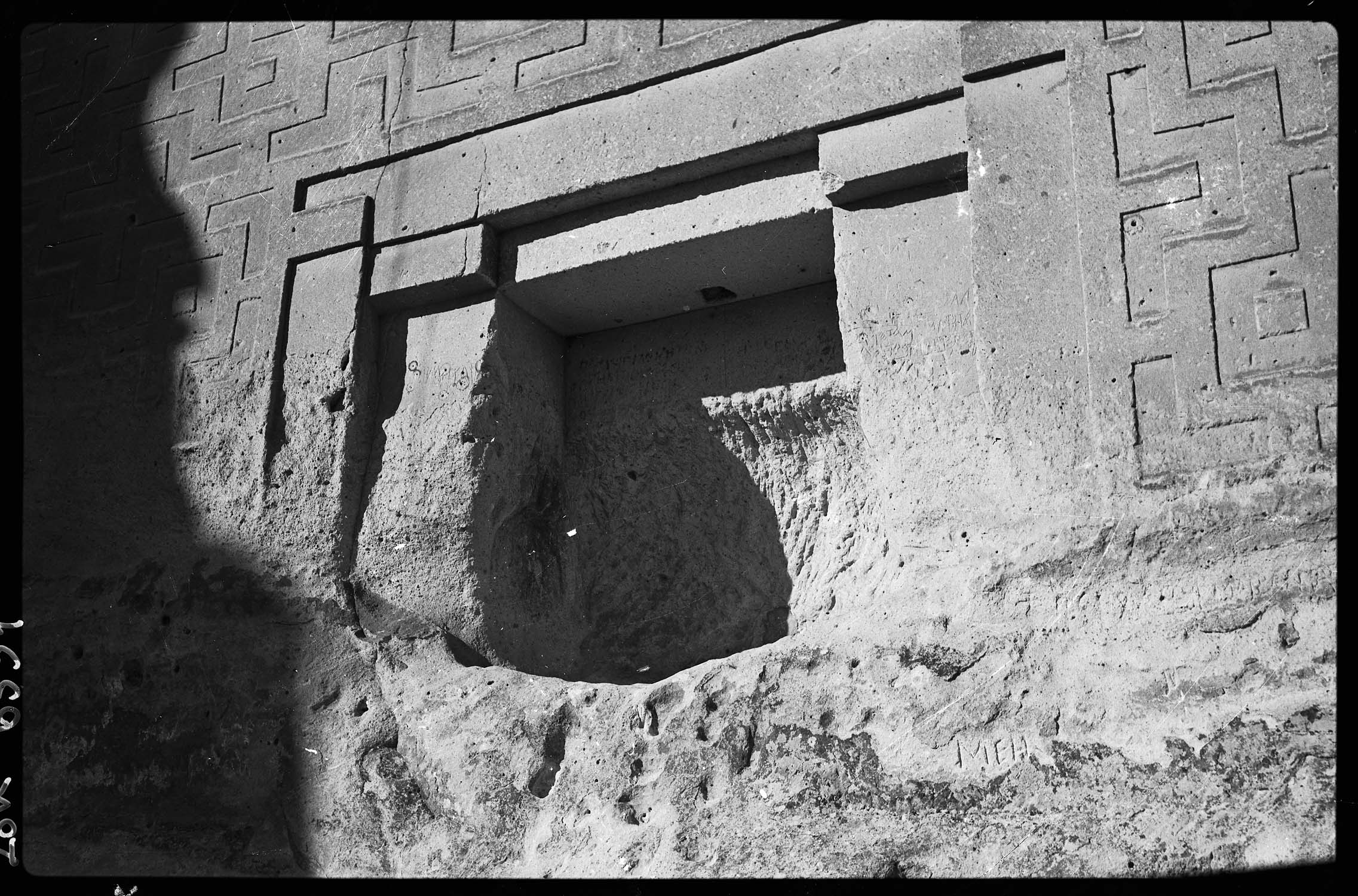 Détail de la niche du tombeau de Midas